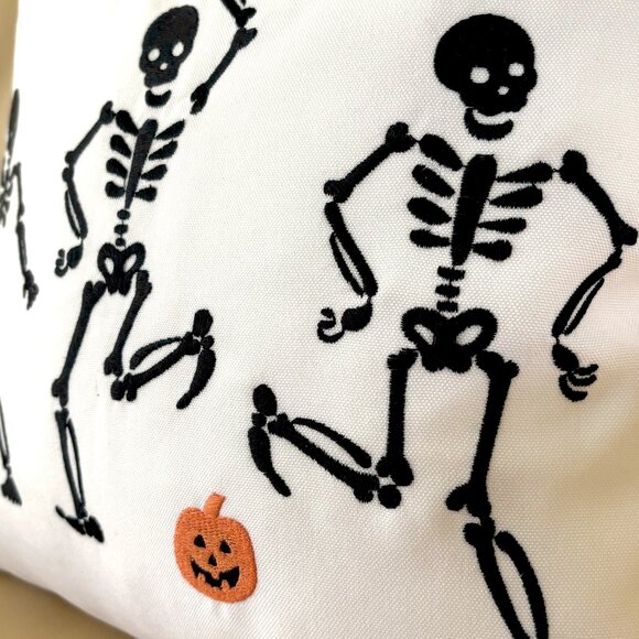 18x18  Halloween Embroidered Dancing Skeletons Jack O' Lanterns Pillow Cover New - Picture 3 of 5
